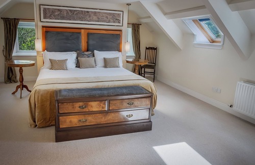 Ardfert Hôtel | Luxurious Waterfront Georgian Manor House Restored and Fully Staffed 18 guests
