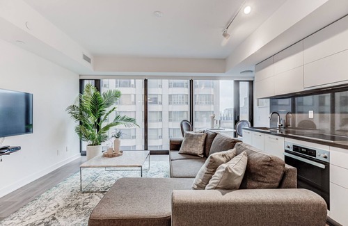 Bloor-Yorkville Copropriété | Luxurious Yorkville Condo Downtown Toronto 1br/1ba