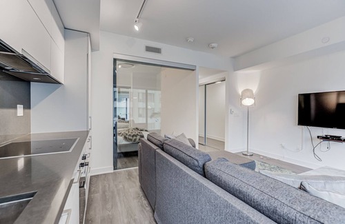 Bloor-Yorkville Copropriété | Luxurious Yorkville Condo Downtown Toronto 1br/1ba