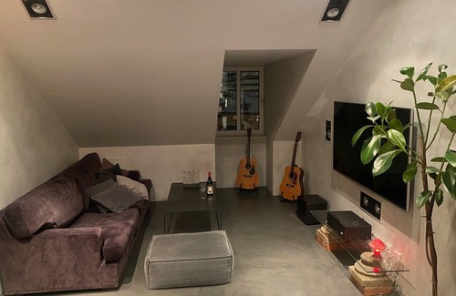 SoFo Appartement | Luxuriously attic apartment in the heart of souther Stockholm