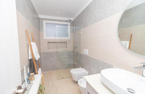Dominicus Appartement | Luxury 1 BR at Aqua Esmeralda Private Beach Access