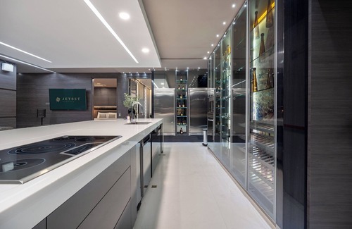 Popular Appartement | Luxury 10BR Penthouse Package right in Lleras Park