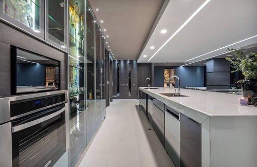 Popular Appartement | Luxury 10BR Penthouse Package right in Lleras Park