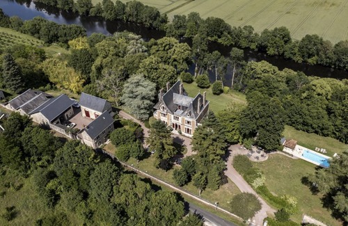 La Roche-Posay Maison | Luxury 19th-century French château in the Loire Valley