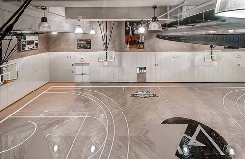 Hell's Kitchen Appartement | Luxury 1BR Apt | Full Kitchen | Midtown West by GLS