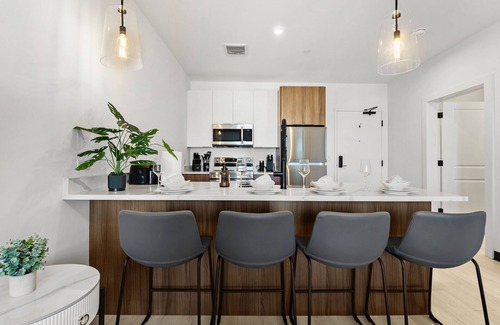 Everett Appartement | Luxury 1BR near Boston 3175