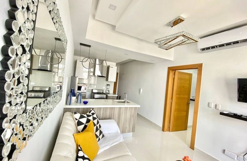 Downtown Santo Domingo Copropriété | luxury 1br , Pool, Gym, proche Agora Mall