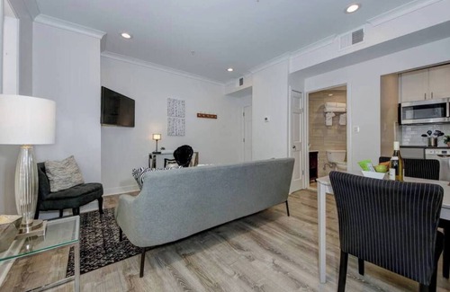 Dupont Circle Lit Et Petit-Déjeuner | Luxury 1BR Suite 1 Dupont / Kalorama