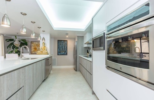 Delray Beach Appartement | Luxe 2/2 Appartement Mins des plages, Wifi, Piscine, Tennis