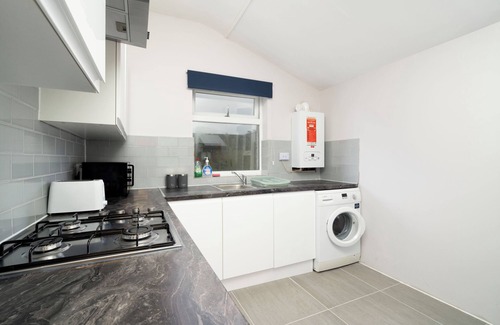 Northumberland Park Copropriété | Luxury 2 Bedroom Apartment. A Quick 5 Minute Walk from Tottenham Hotspur Stadium