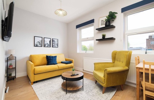 Northumberland Park Copropriété | Luxury 2 Bedroom Apartment. A Quick 5 Minute Walk from Tottenham Hotspur Stadium