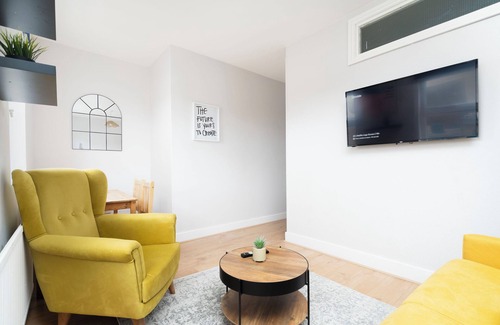 Northumberland Park Copropriété | Luxury 2 Bedroom Apartment. A Quick 5 Minute Walk from Tottenham Hotspur Stadium