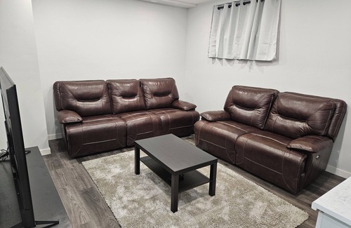 Fort Gary Maison | Luxury 2 bedroom basement