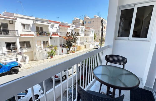 Larnaca City Centre Appartement | Luxury 2 bedroom Larnaka Center