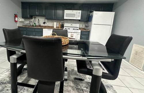 Newark Appartement | Luxury 2-Bedrooms 2-Bathrooms Near NYC/EWR