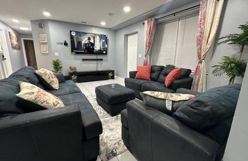 Newark Appartement | Luxury 2-Bedrooms 2-Bathrooms Near NYC/EWR