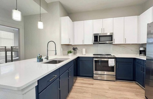Deep Ellum Appartement | Luxury 2BD | Deep Ellum | Free Parking | Pool+Gym