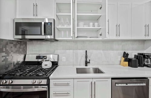 Rose Hill Appartement | Luxury, 2BR/2BA, Prime Kips Bay