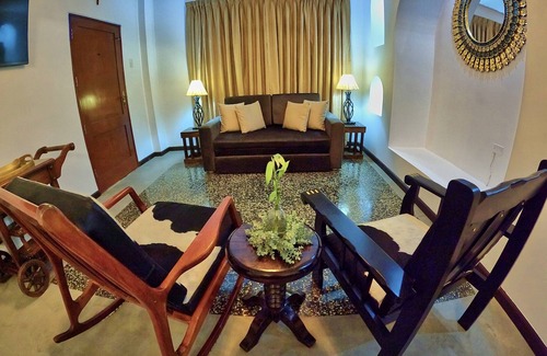 Chancay Maison | Luxury 2BR/2BA with Jacuzzi - 7 min walk to Ocean