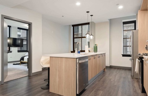 Downtown Chicago Appartement | Luxury 2BR near Millennium Park + 5-Star Reviews