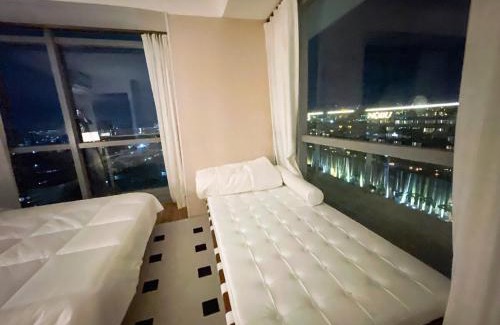 Baclaran Appartement | Luxury 2BR Penthouse across City of Dreams