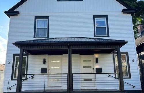 Rochester Maison | *Luxury 3 Bed 2.5 Bath / Prime Park Ave. Location*