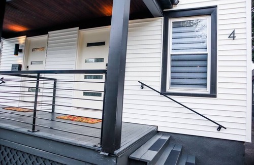 Rochester Maison | *Luxury 3 Bed 2.5 Bath / Prime Park Ave. Location*