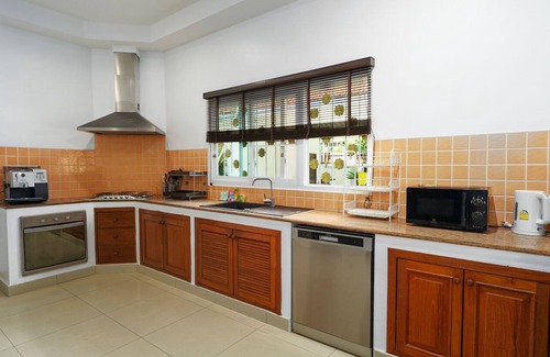 Ban Saiyuan Villa | Villa de luxe 3 chambres avec jardin tropical piscine privée - espace de 1200m2