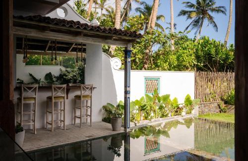 Koggala Maison | Luxury 3-BR Beach Front Villa with Staff
