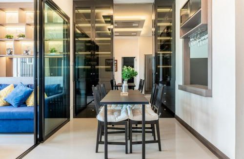 Nong Pa Khrang Appartement | Luxury 31st Top Floor Condo with Swimming Pool