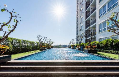 Nong Pa Khrang Appartement | Luxury 31st Top Floor Condo with Swimming Pool