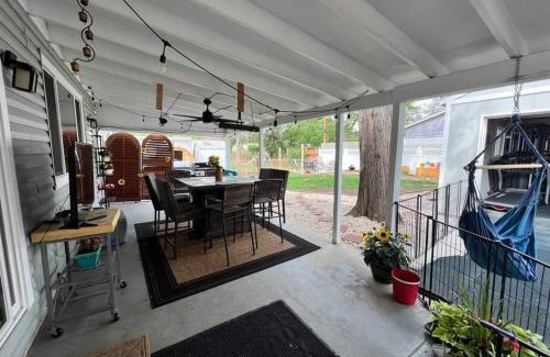 Virginia Village Maison | Luxury 3b-3b- Hot tub, Sauna, Personal Gym