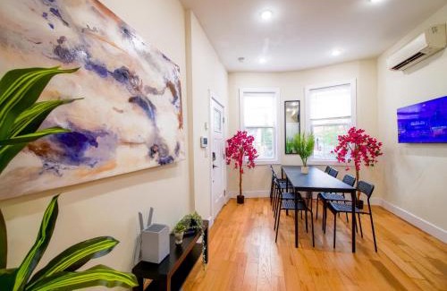 West Side Appartement | Luxury 3BR Apartment near NYC Modern Spacious & Stylish