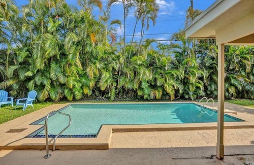 Delray Beach Maison | Luxury 3BR Home w/Private Pool and Game Room