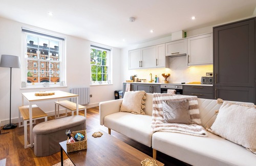 Dartmouth Park Appartement | Luxury 3BR Pool Table GymBike SmartTV WiFi