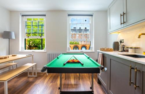 Kentish Town Appartement | Luxury 3BR Pool Table GymBike SmartTV WiFi AC