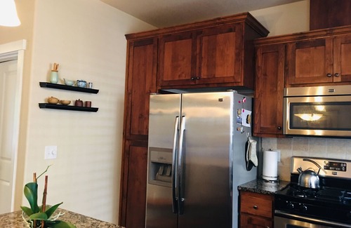 Five Oaks Maison | Nouvelle liste! Près de NIKE et OHSU. 3 chambres et 2. 5bath Nice Townhouse
