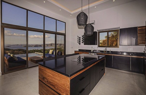 Coco Maison | Luxury 4 Bedroom Oceanview Villa w/breathtaking views : Gated Resort Community!