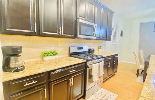 Parker Maison | Luxury 4 bedroom single family home located in a decent neighborhood