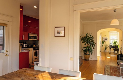 Crestwood Maison | Luxury 4 BR Private Home in Crestwood NW w/ 40' Heated Pool