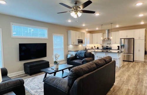 Augusta Maison | Luxury 4B/4.5b Home, EV Charger, deck by MCG #6