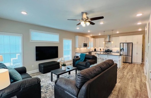 Augusta Maison | Luxury 4B/4.5b Home, EV Charger, deck by MCG #8