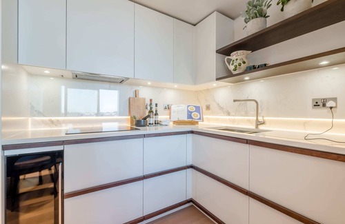 Paddington Appartement | Luxury 4th floor 2 bed with Balcony