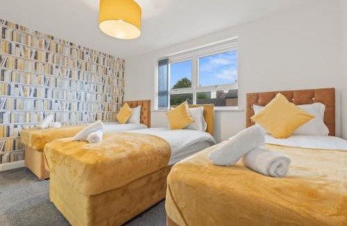 Birmingham City Centre Appartement | Luxury 5 bedroom House With FREE Parking and Pool Table