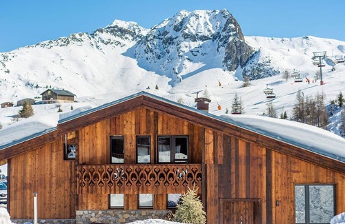 Plagne Villages Chalet De Ski | Chalet de luxe 5 étoiles, 7 suites, 14 personnes, services hôteliers