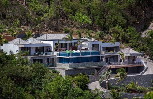 Anse des Cayes Villa | Luxury 6 bedroom villa - Anse de Cayes - HABITAT PROJECT SBH