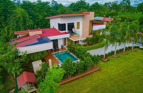El Tanque Maison | Luxury 69 House Where Innovation Meets Elegance