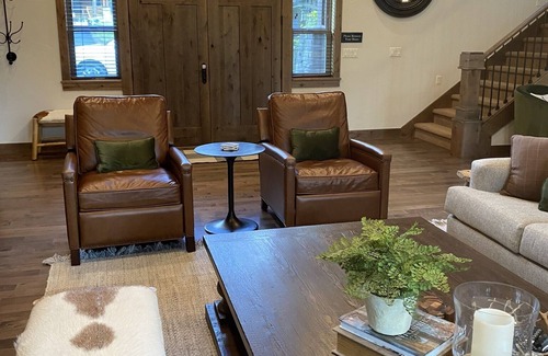 Sunriver Maison | Luxury 7 Br, 7.5 Ba Home. Great for Retreats and Family Gatherings!
