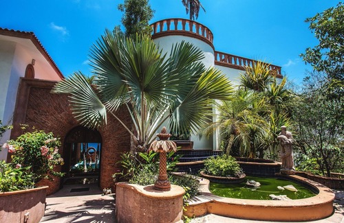 Amapas Villa | VILLA DE LUXE 8750 SQ FT 5 CHAMBRES 7 BAIN AVEC EMPLACEMENT PREMIER POUR LA PLAGE ET LA VILLE