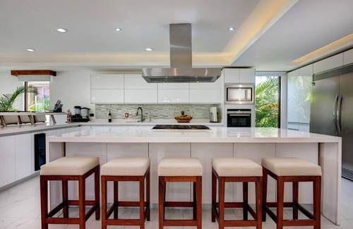Playacar Fase I Villa | Luxury 8BR Villa Alta Vista Playa del Carmen w/ Rooftop Pool in Gated Community